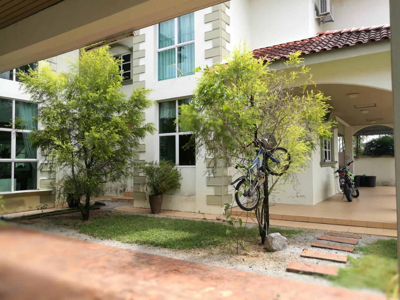 Guesthouse Dragon Place Taiping Exterior foto